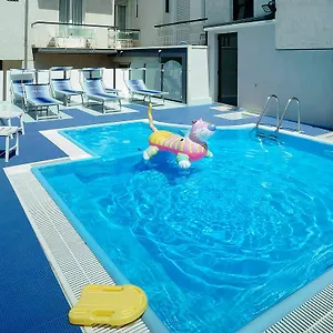 hotel-haiti-cattolica.emilia-romagnahotels.net/
